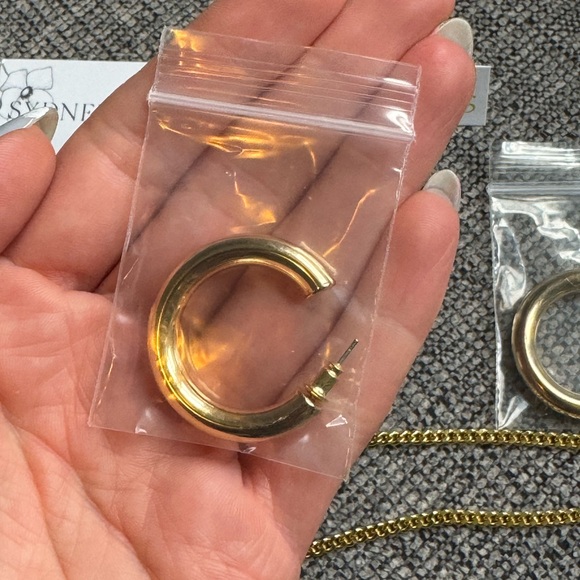 GOLD PLATED JEWELLERY BUNDLE - Picture 4 of 7